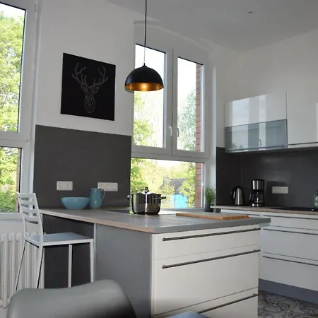 Apartment Bett Im Bahnhof Ferienwohnung Kastanienblute *